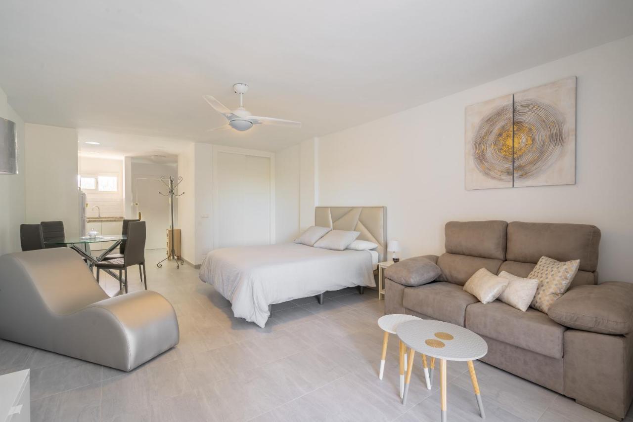 Apartment Near The Beach Marbella Ngoại thất bức ảnh